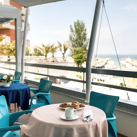 Waldorf Palace Cattolica